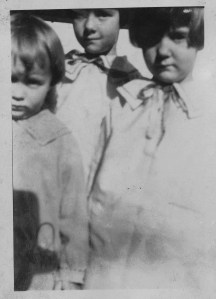 Sara, Tiny and Mamie